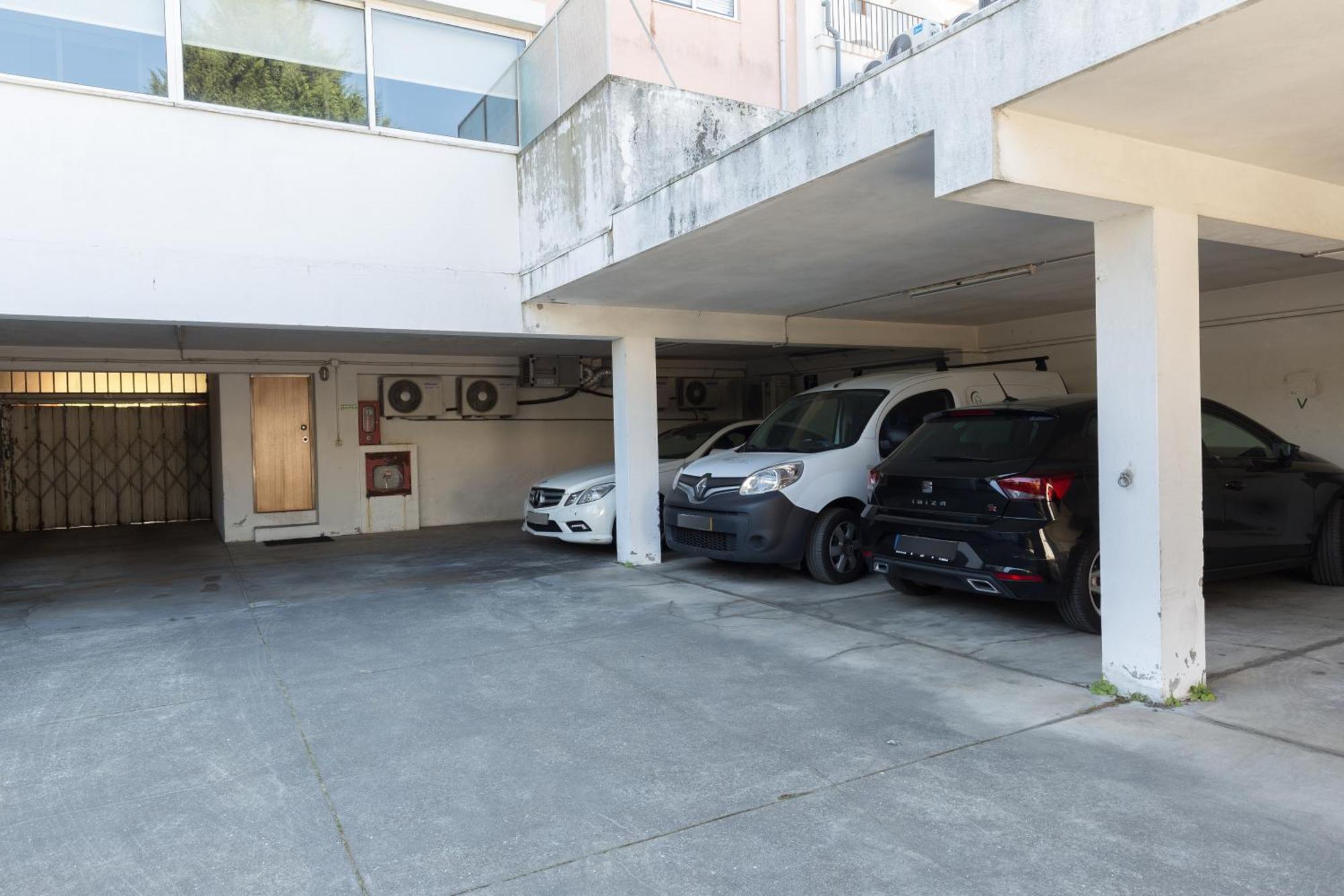 Host Wise - Charming Luxurious Flat With Garage Lejlighed Porto Eksteriør billede